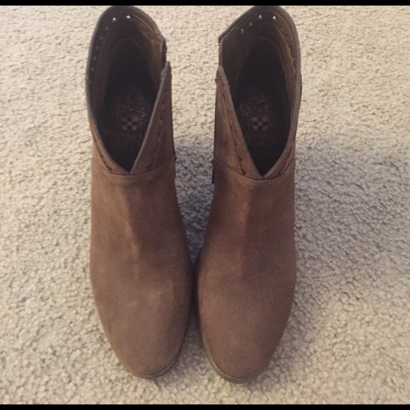 Vince Camuto booties - Picture 2 of 3